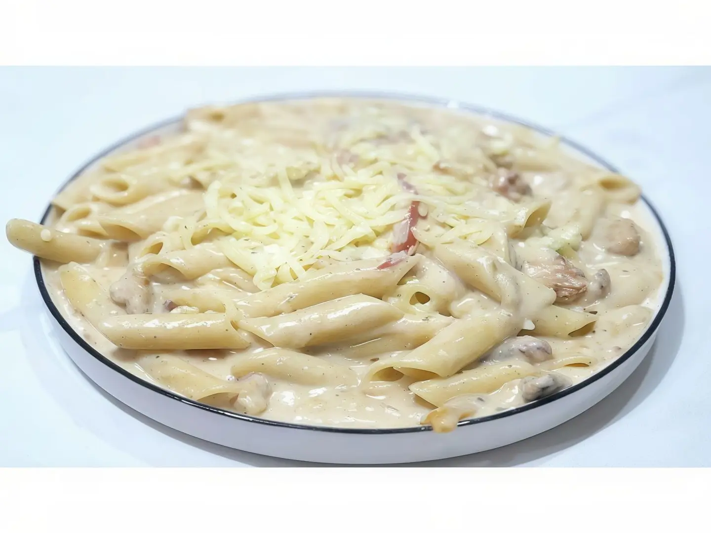 مكرونة دجاج فاهيتا