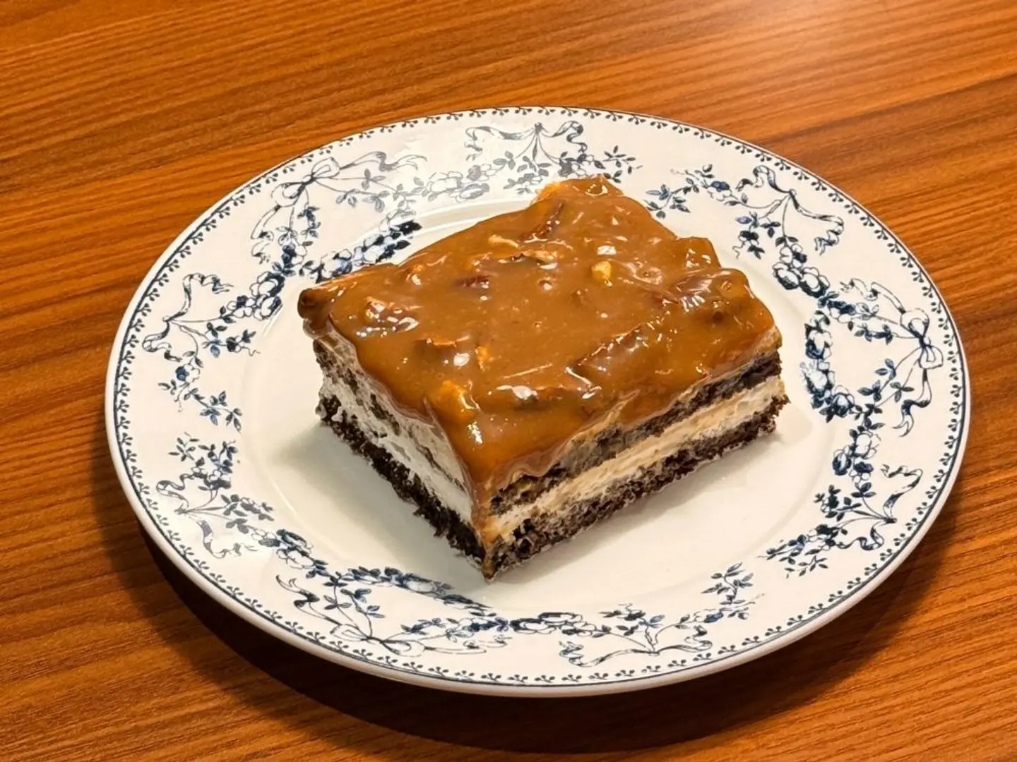 دولتشى بيكان كيك