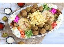 صحن طعمية مشكل