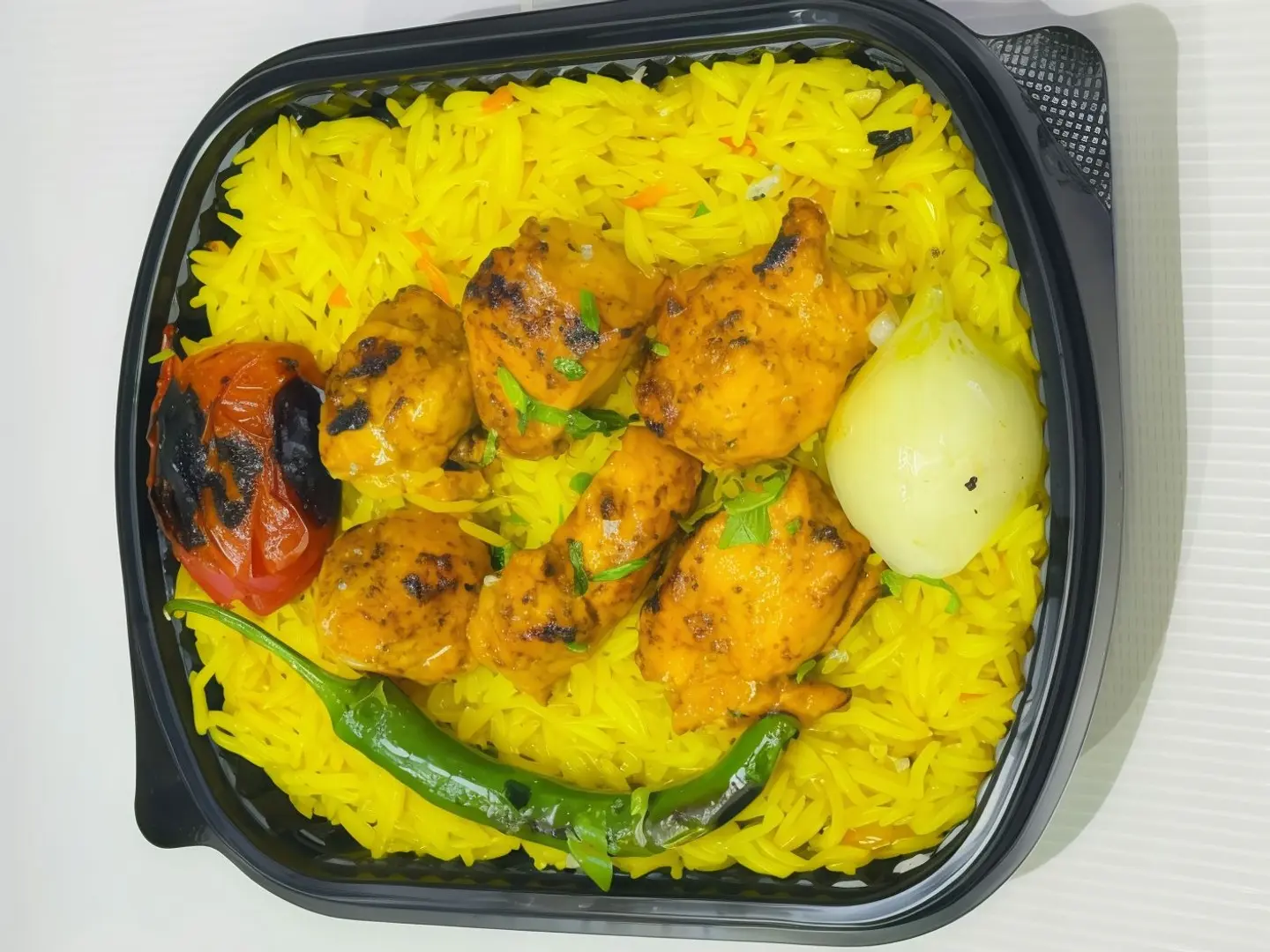 وجبة شيش طاوق مع الارز البسمتي