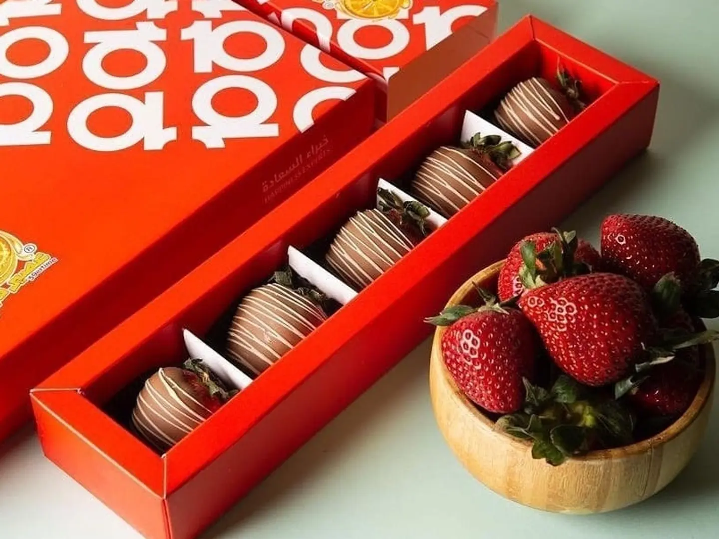 بوكس فراولة شوكلت 30حبة