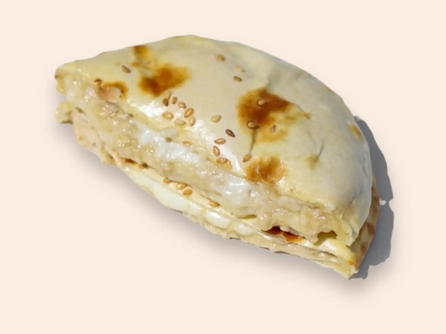 فطيرة جبنة طحينية