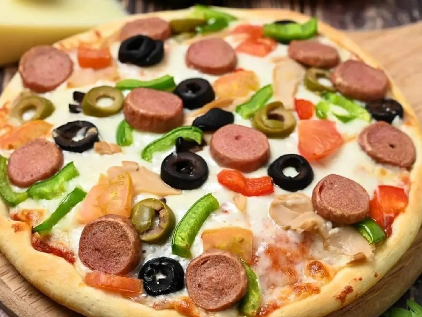 Sausage Pizza