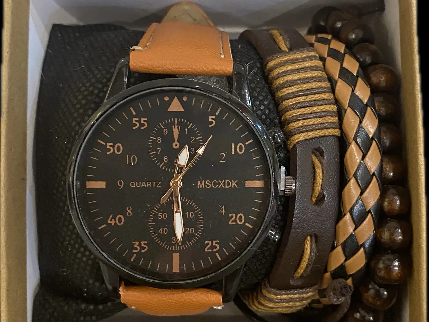 Watch With Accessories