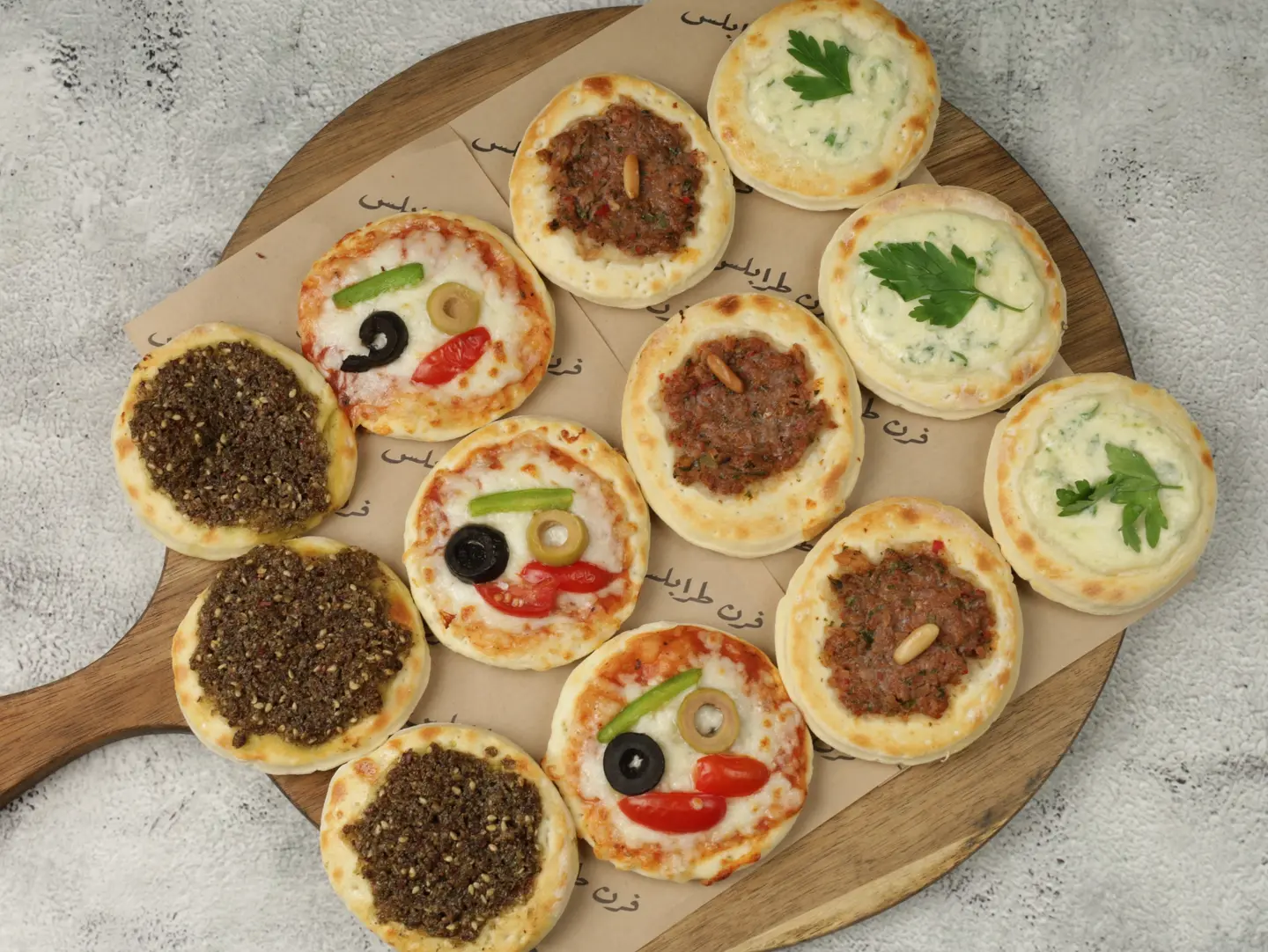 Mini Special Manaqish - 12 Pcs