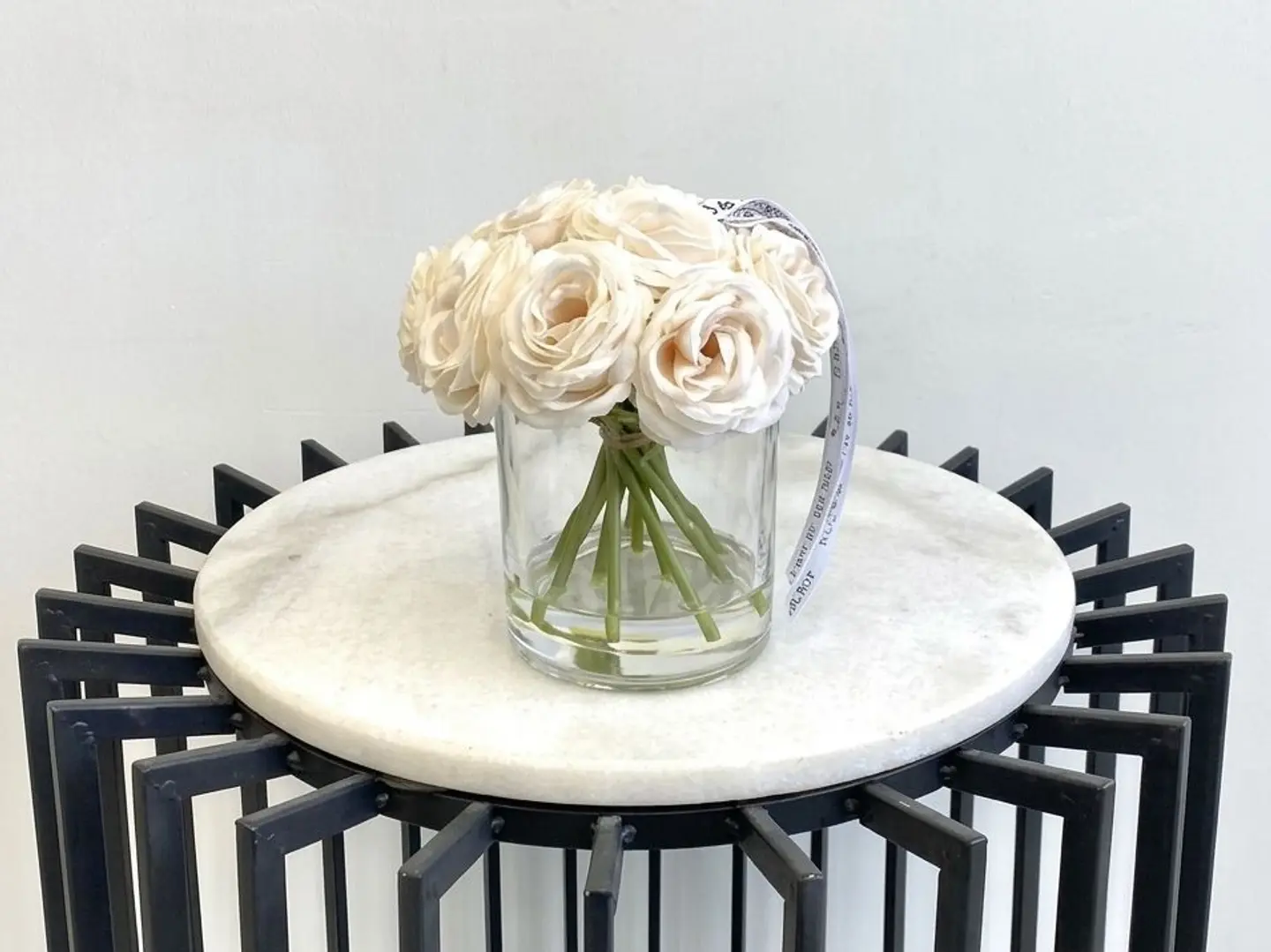 Small Beige Resin Vazza