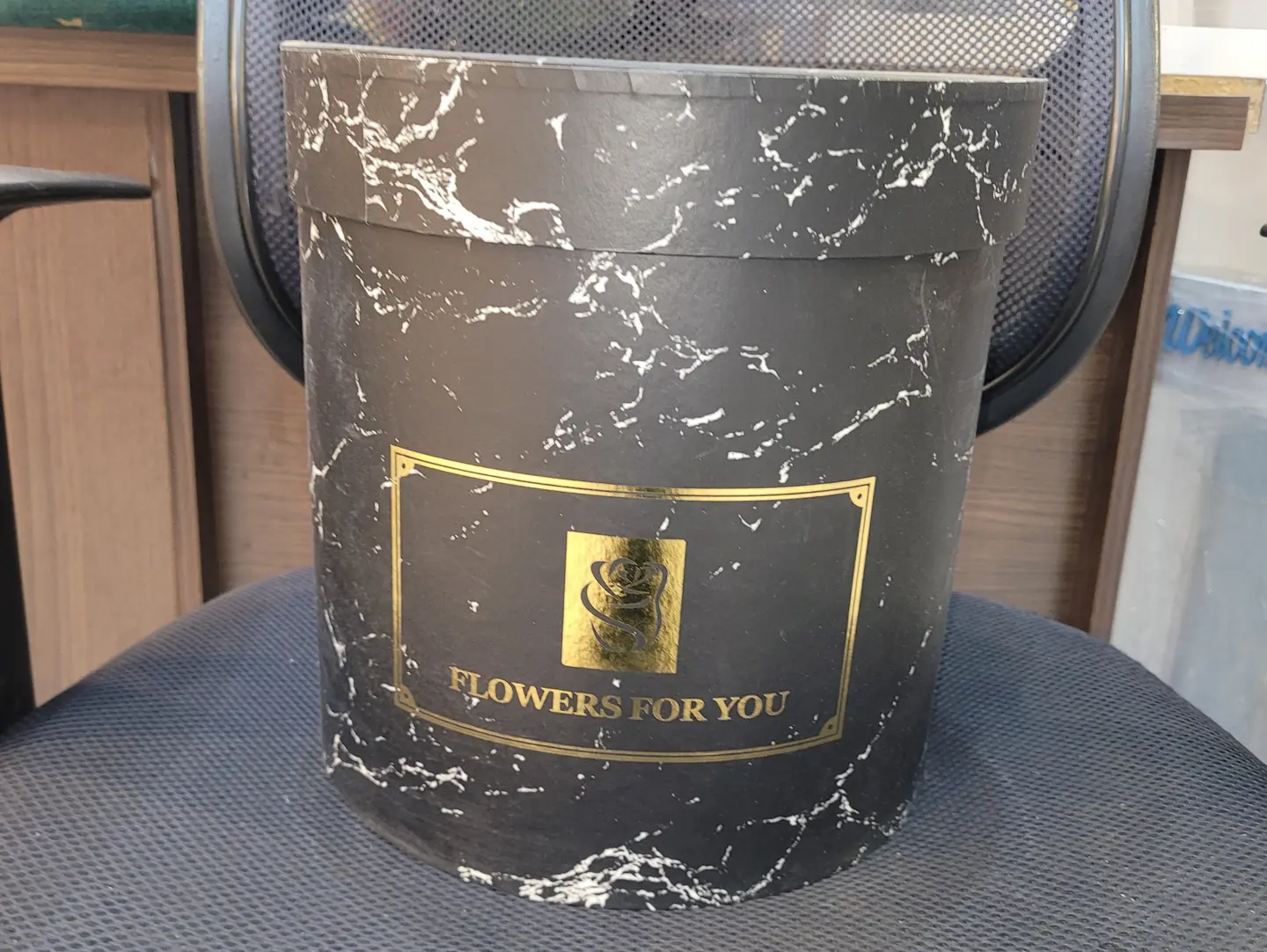 Large Round Black Gift Box