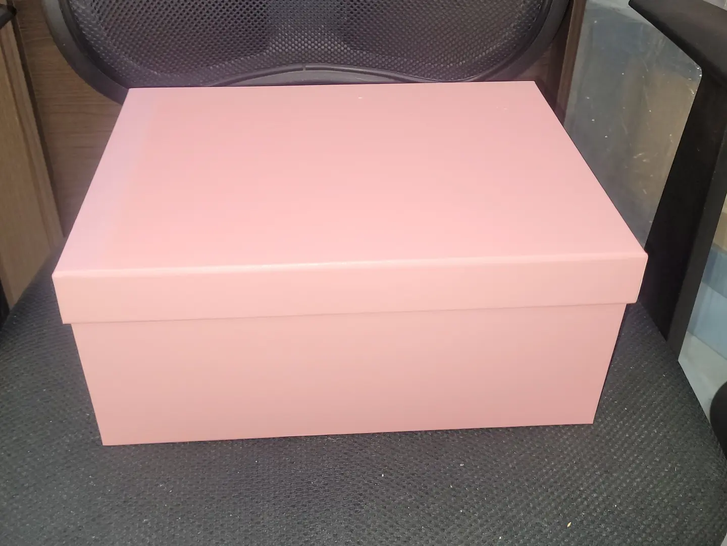 Large Pink Balloon Box