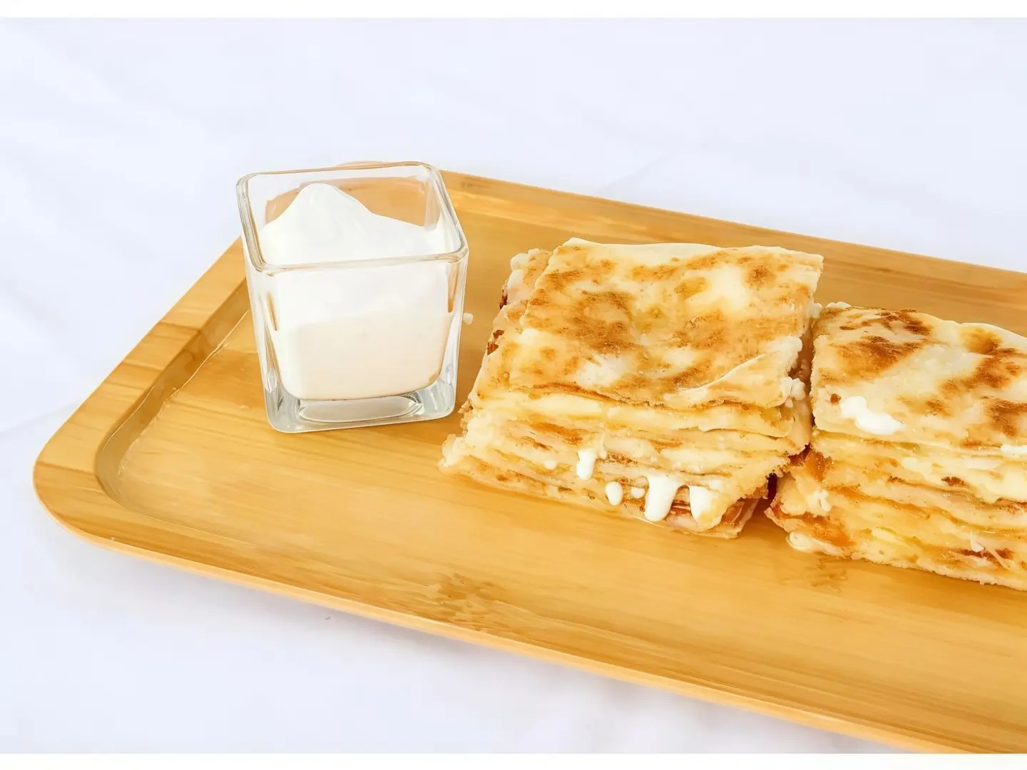 مطبق حلو بالقشطة