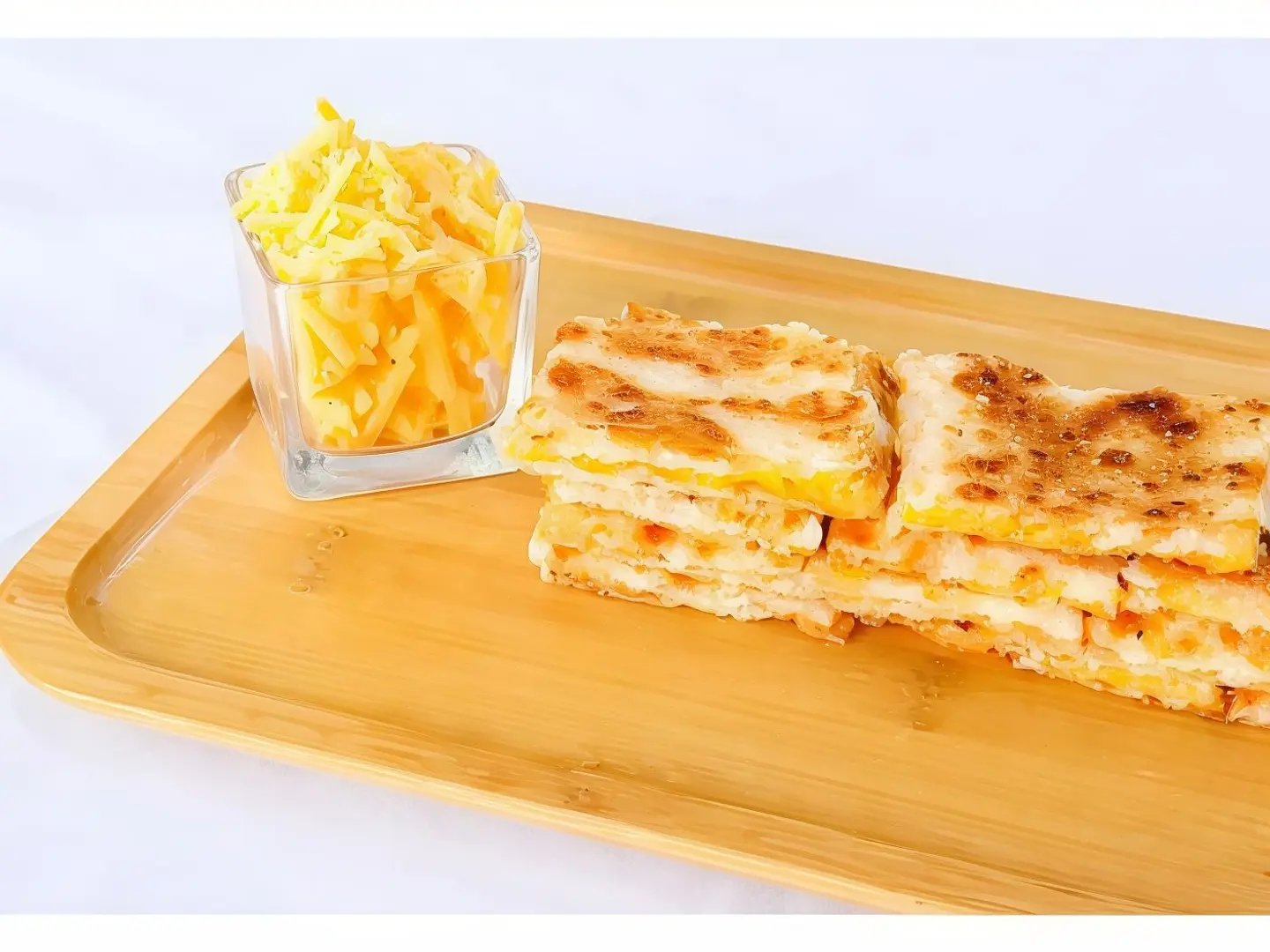 مطبق مالح بالجبن الشيدر