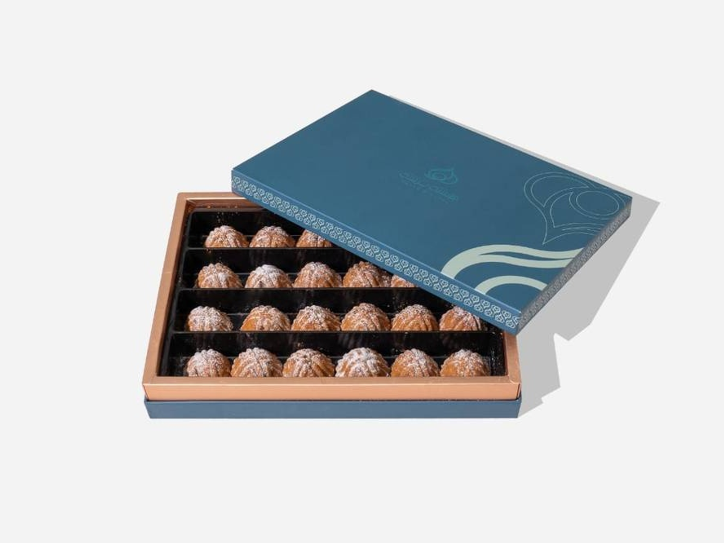 Crispy Maamoul Sprinkled With Roasted Milk