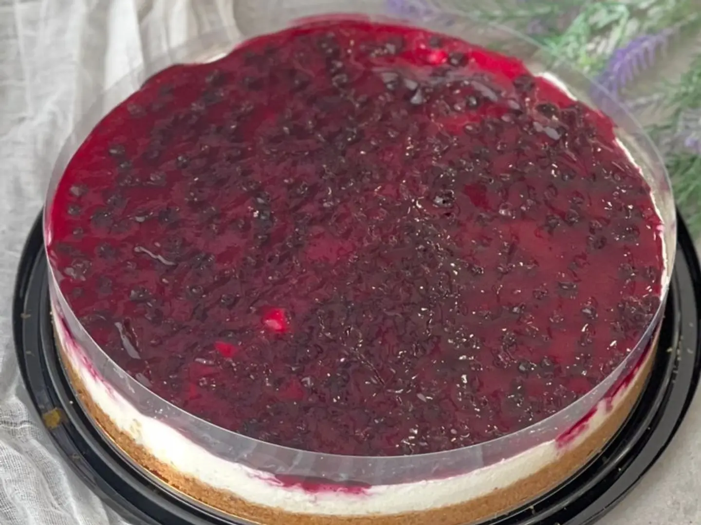 Medium Berry Cheesecake