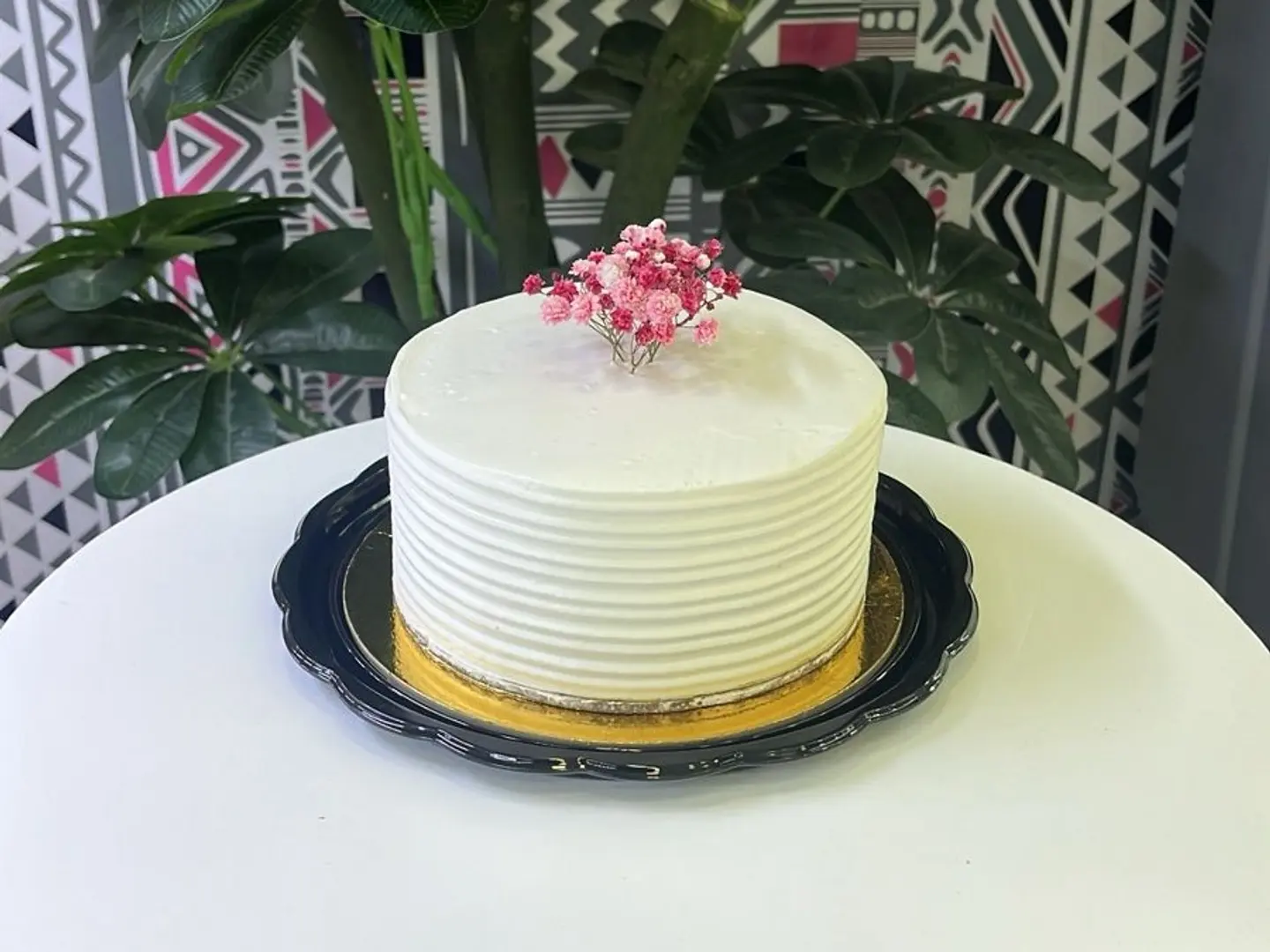 Small White Vanilla Cake