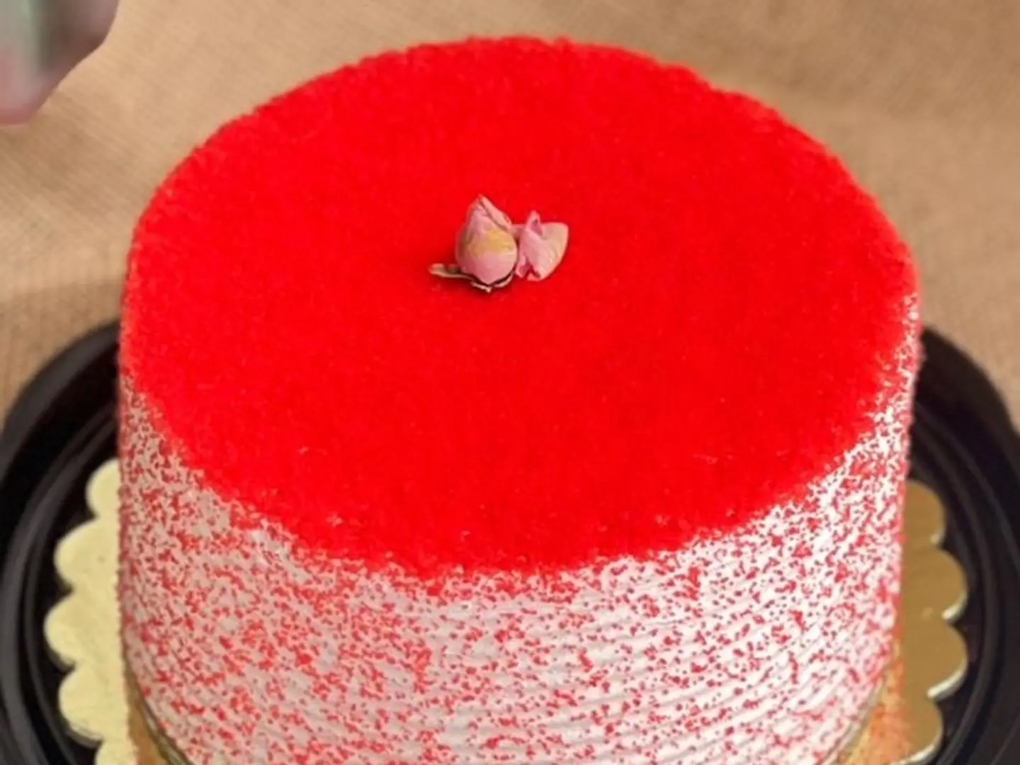 كيكة الفانيلا والريد فلفت صغير