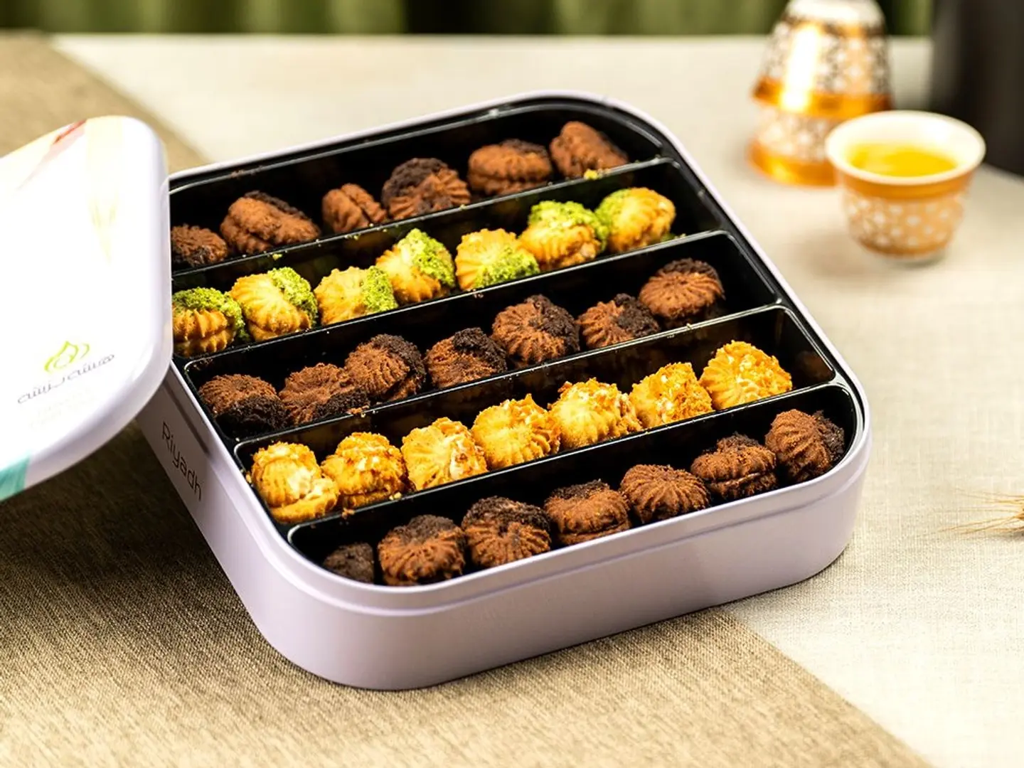 Large, Crispy Petit Fours