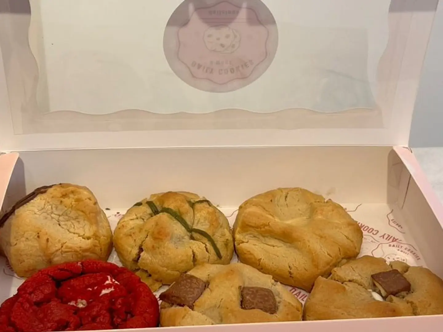 عرض تشكيلة 6 كوكيز