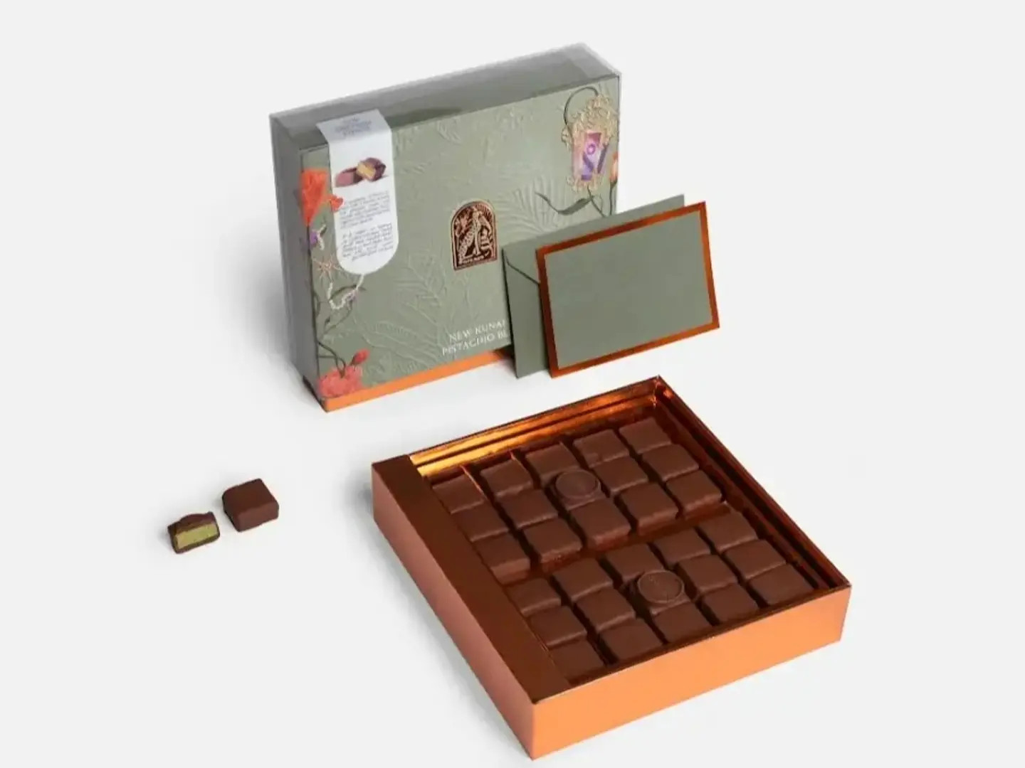 فهدة بستاشيو كبير