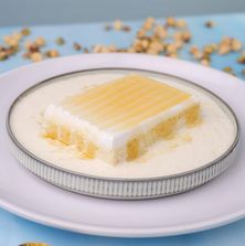 قشطوطة رز بلبن , عسل