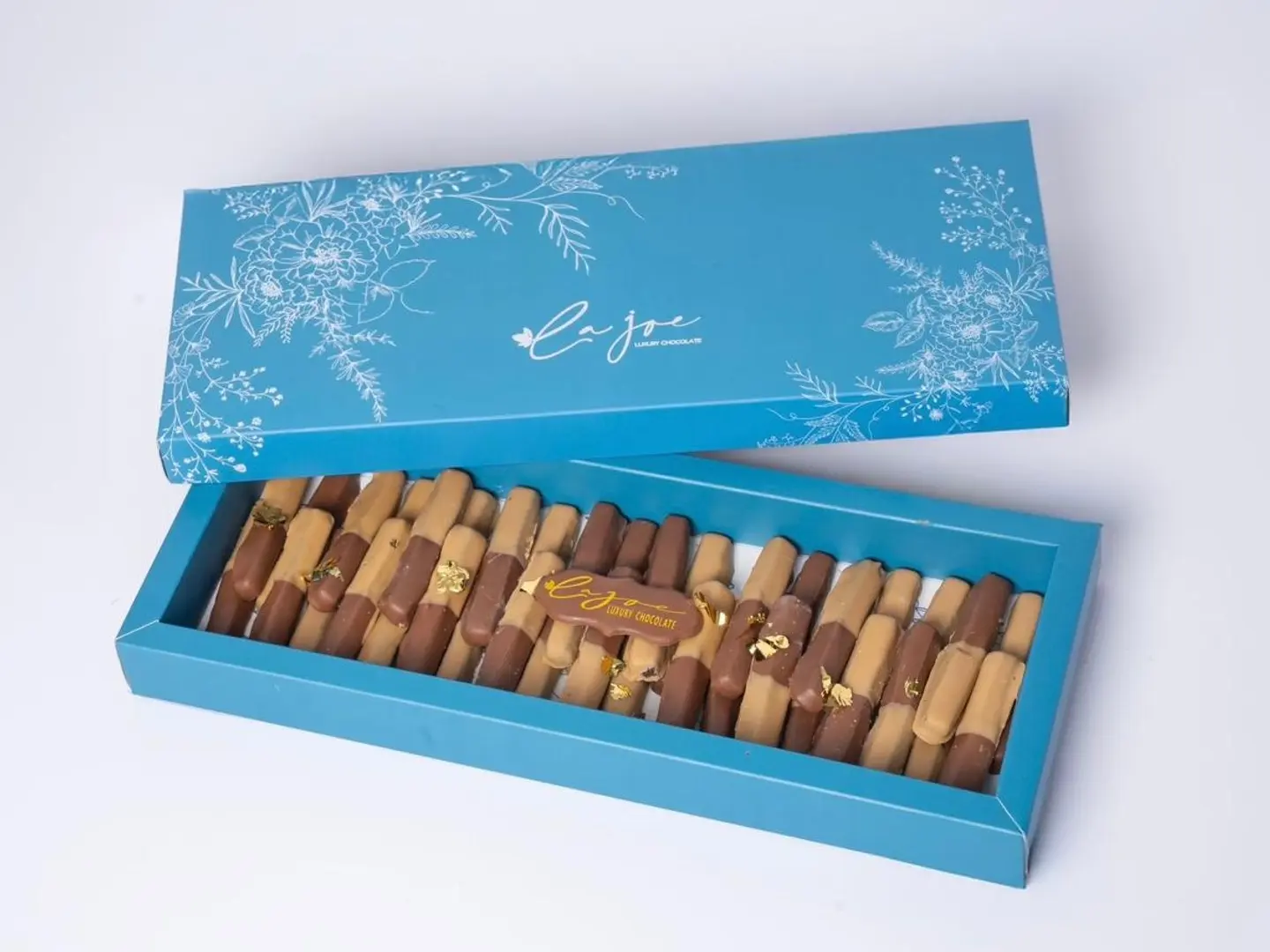 Petit Four Parisien