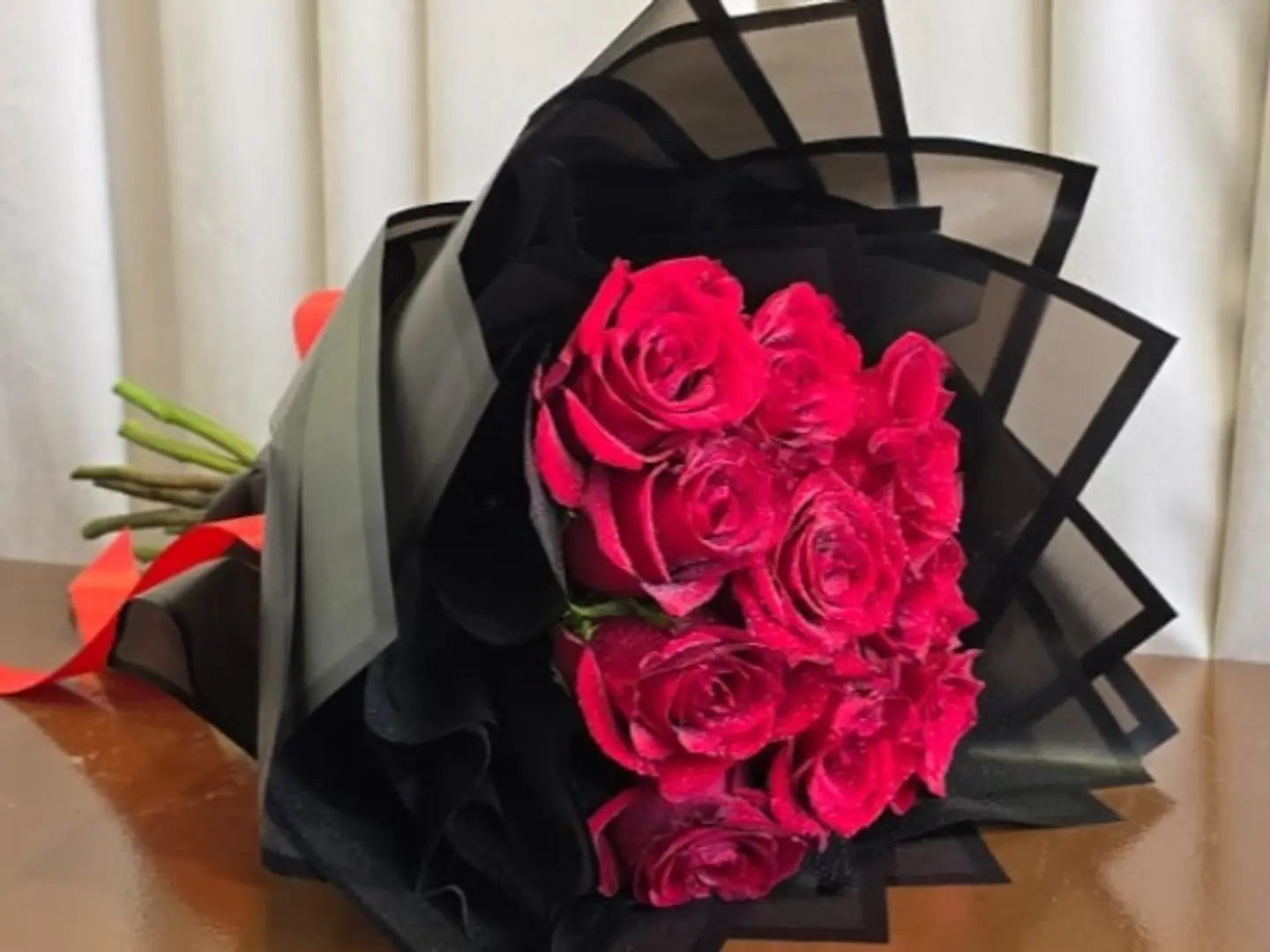 باقة ورد احمر ١٠ وردات