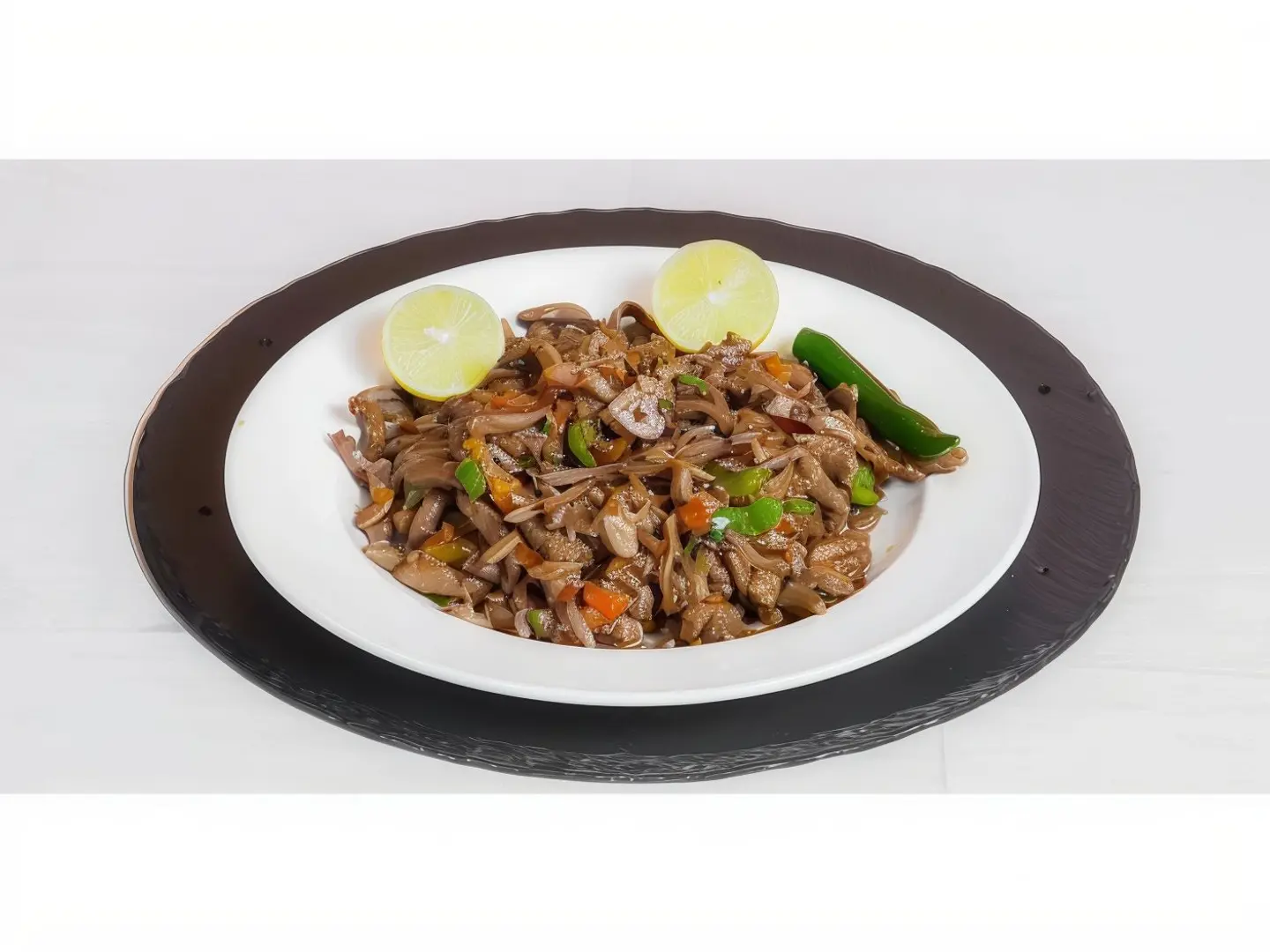 Fahsa Meat With Sautéed Onions And Sauce