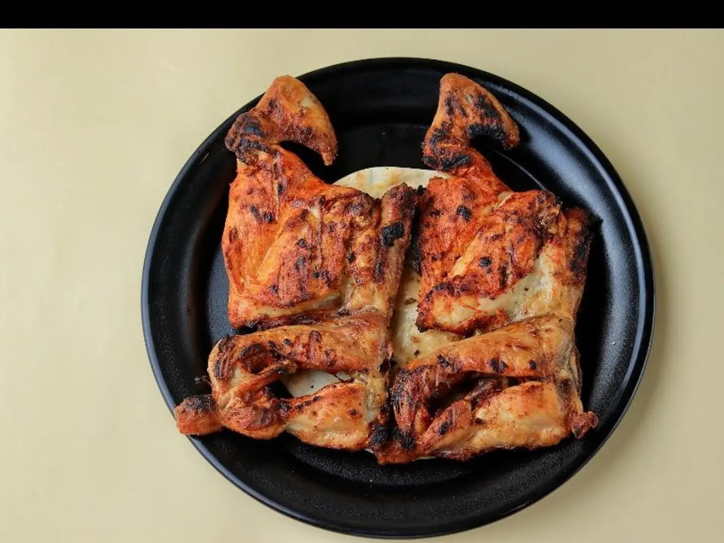 دجاج كاملة فحم سادة