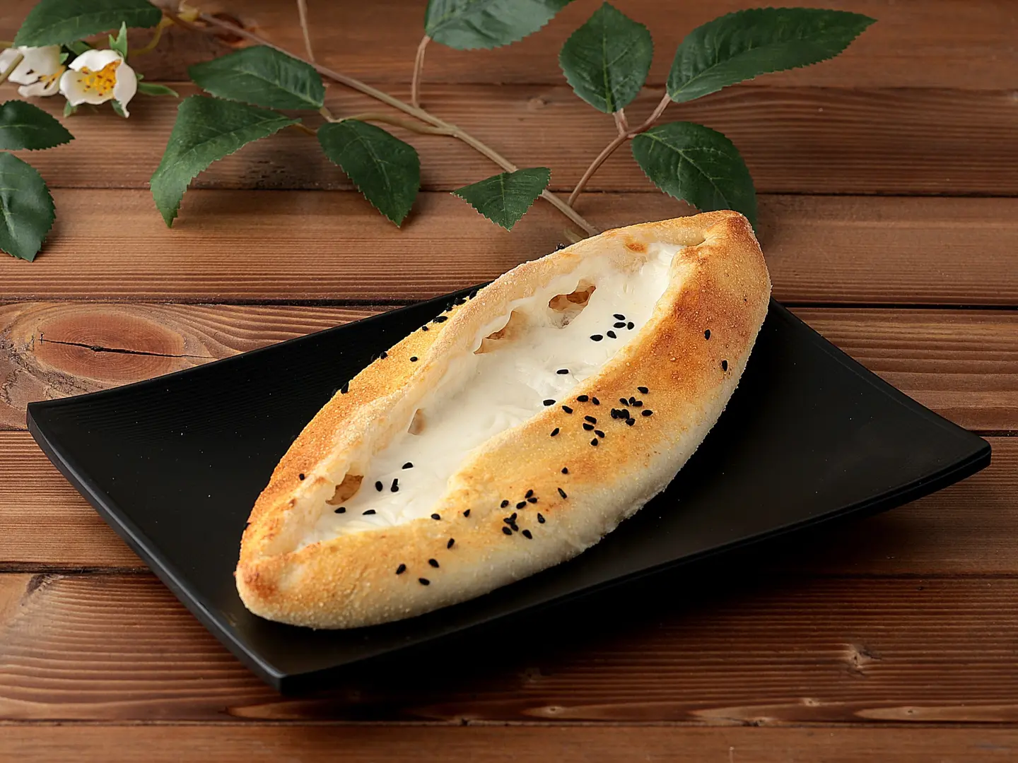 فطيرة جبن عكاوي