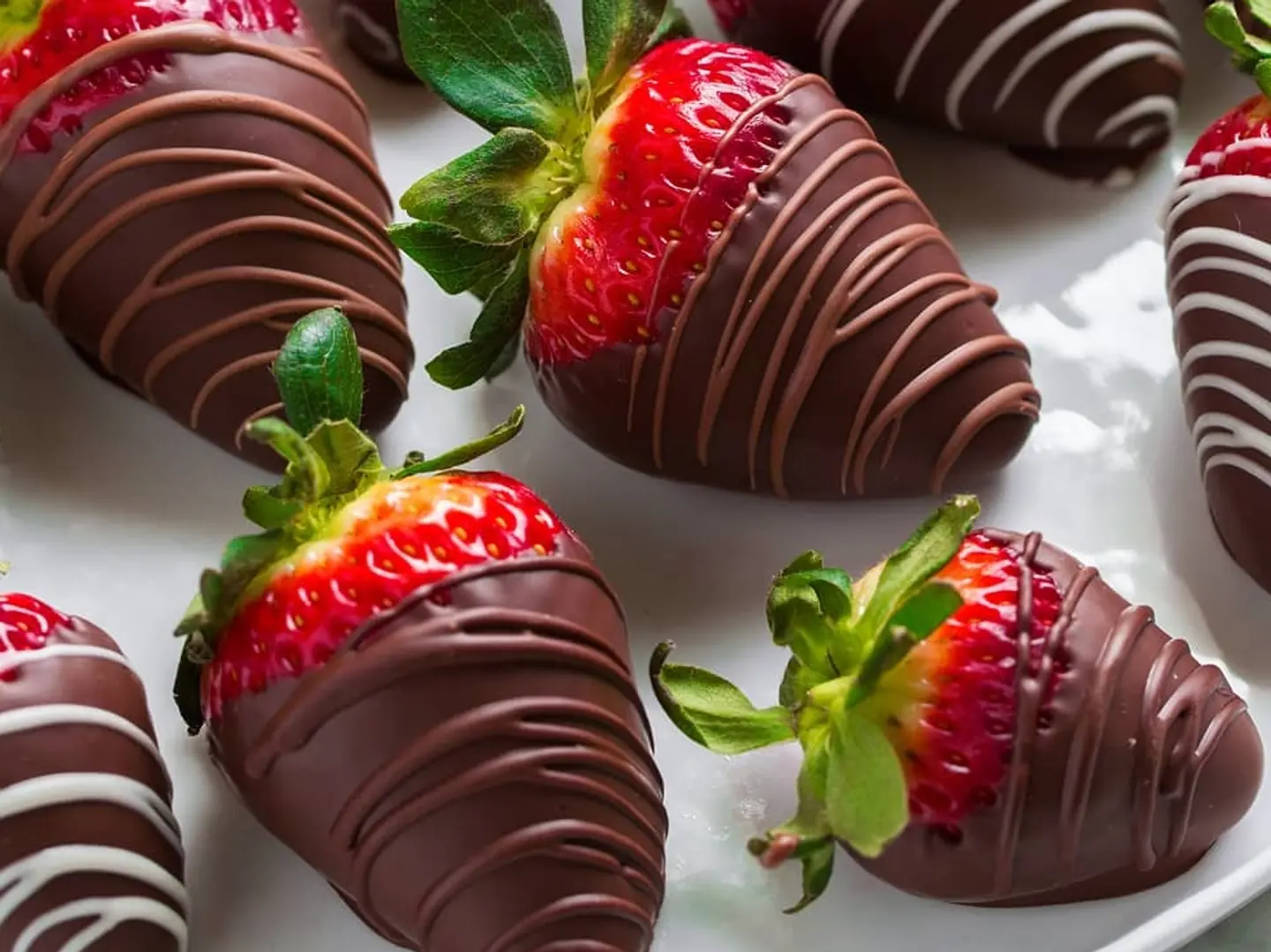 ٤ قطع فراولة