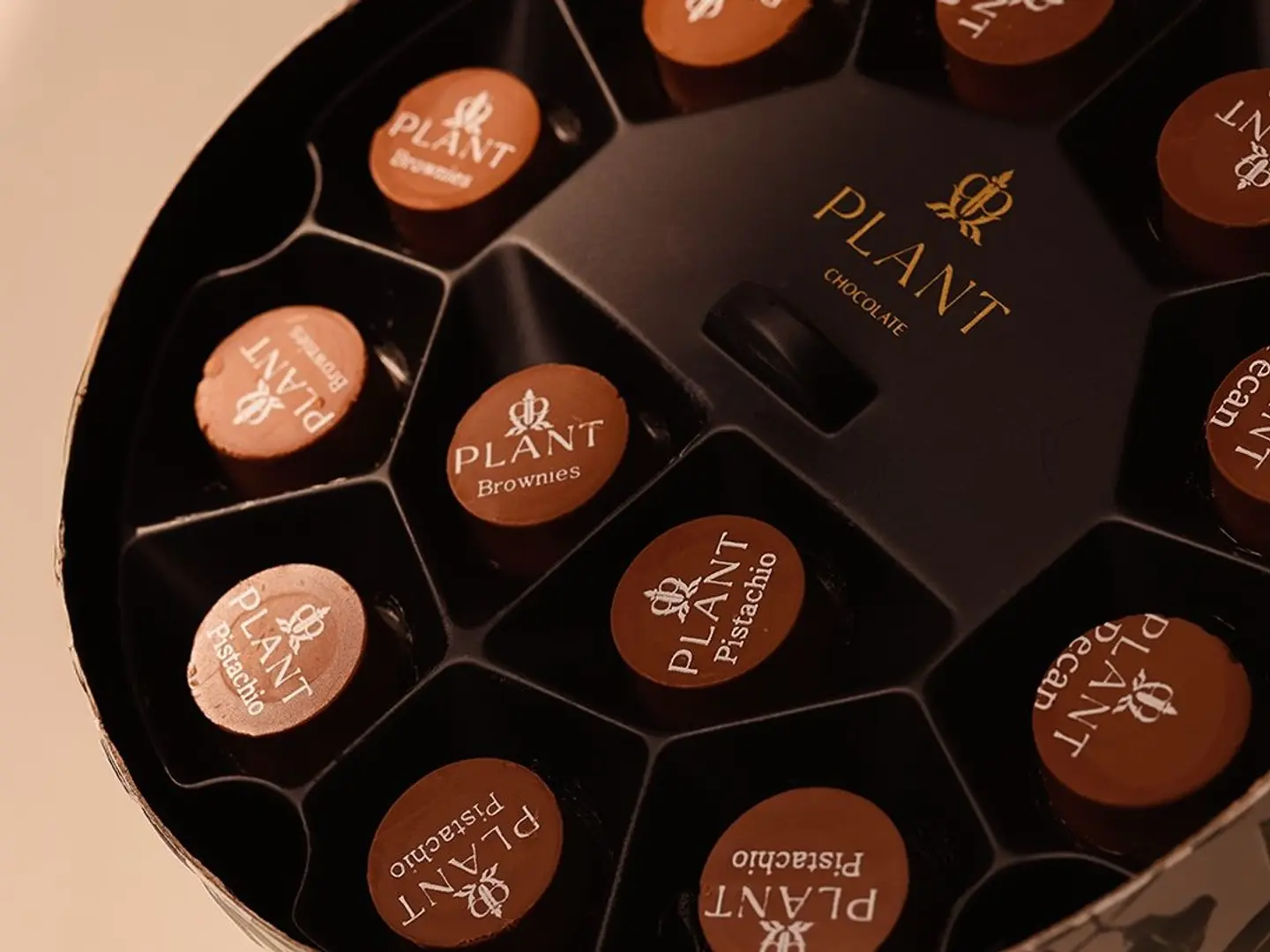 Planet Mix Brand Round Chocolate