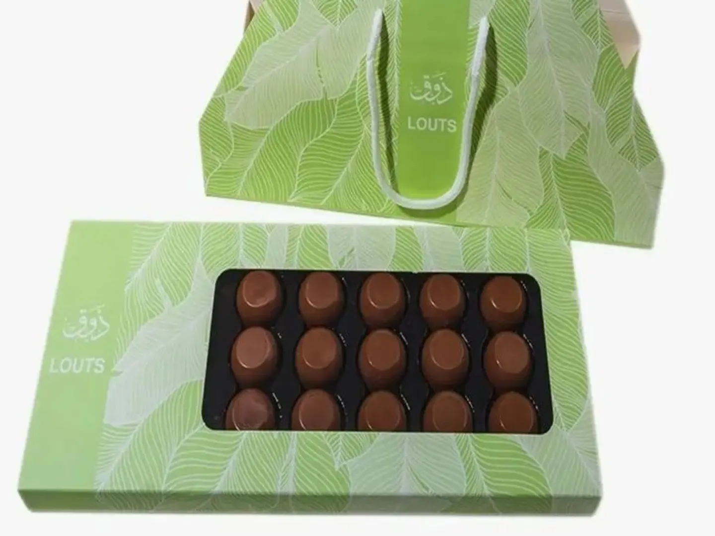 Lotus Flavor Chocolate 15 Pieces