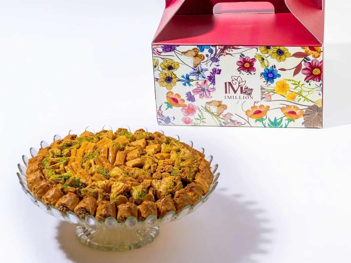 صينية بقلاوة كريستال