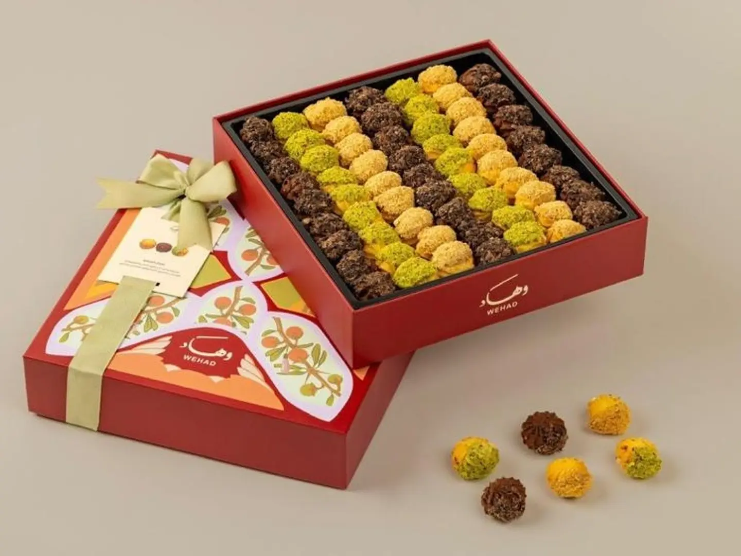 Mixed Petit Fours, Large Size
