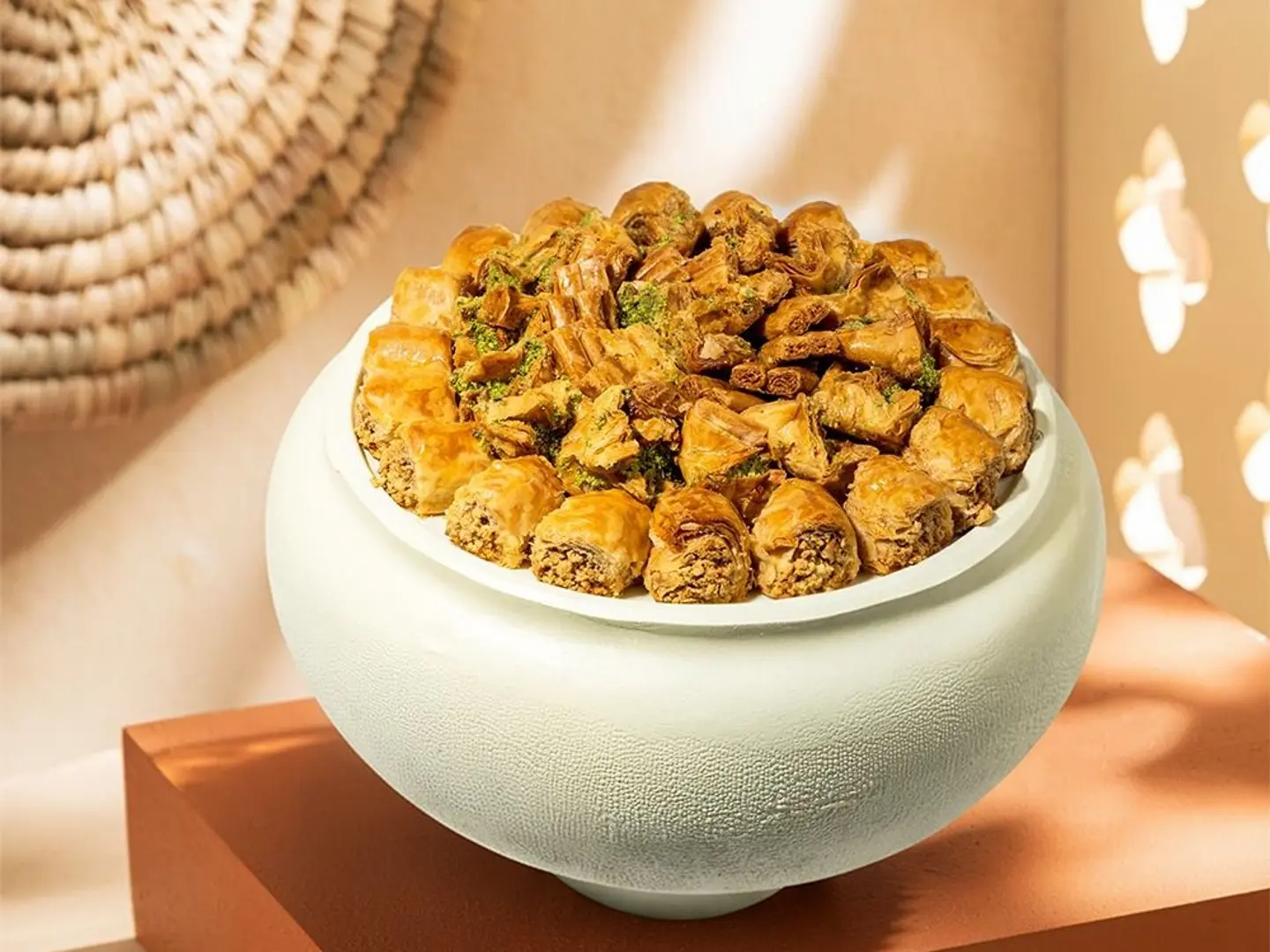 صينية بقلاوة سويسرىة