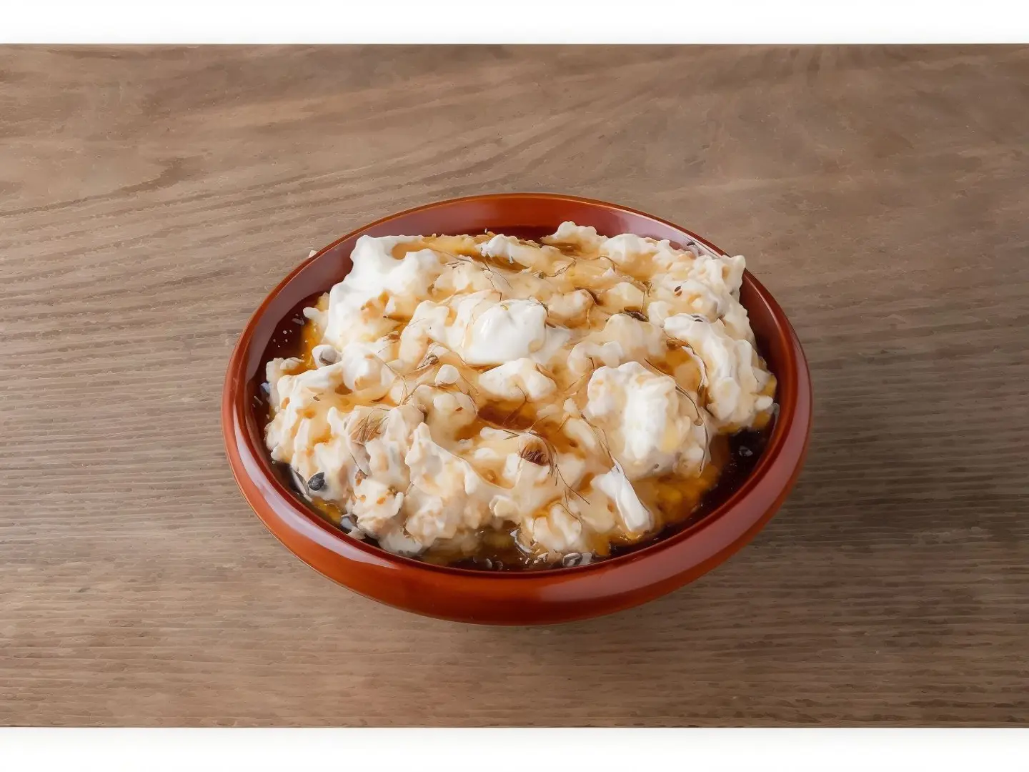 Date Fatteh With Cream And Honey