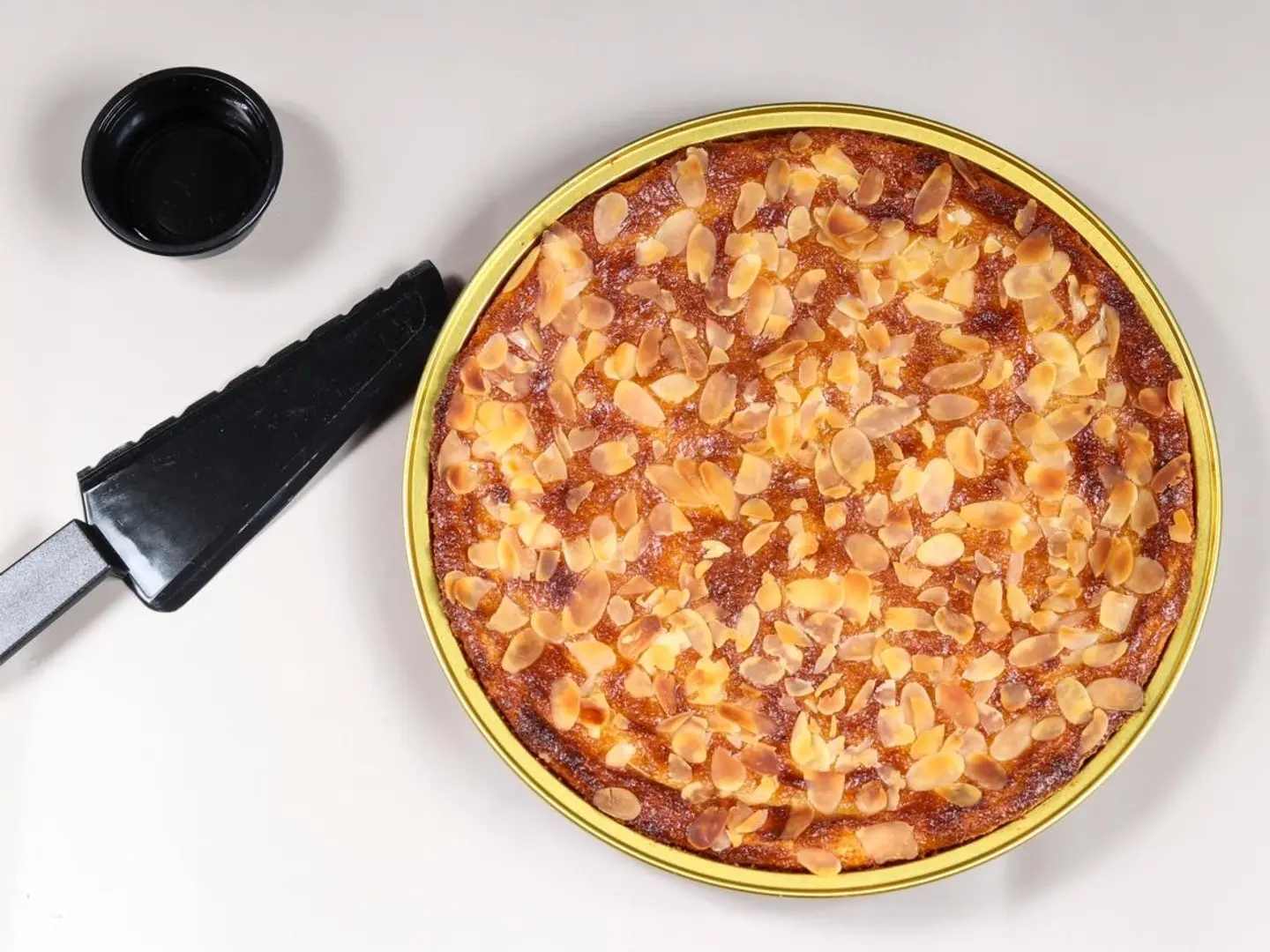 صينية بسبوسة جبن