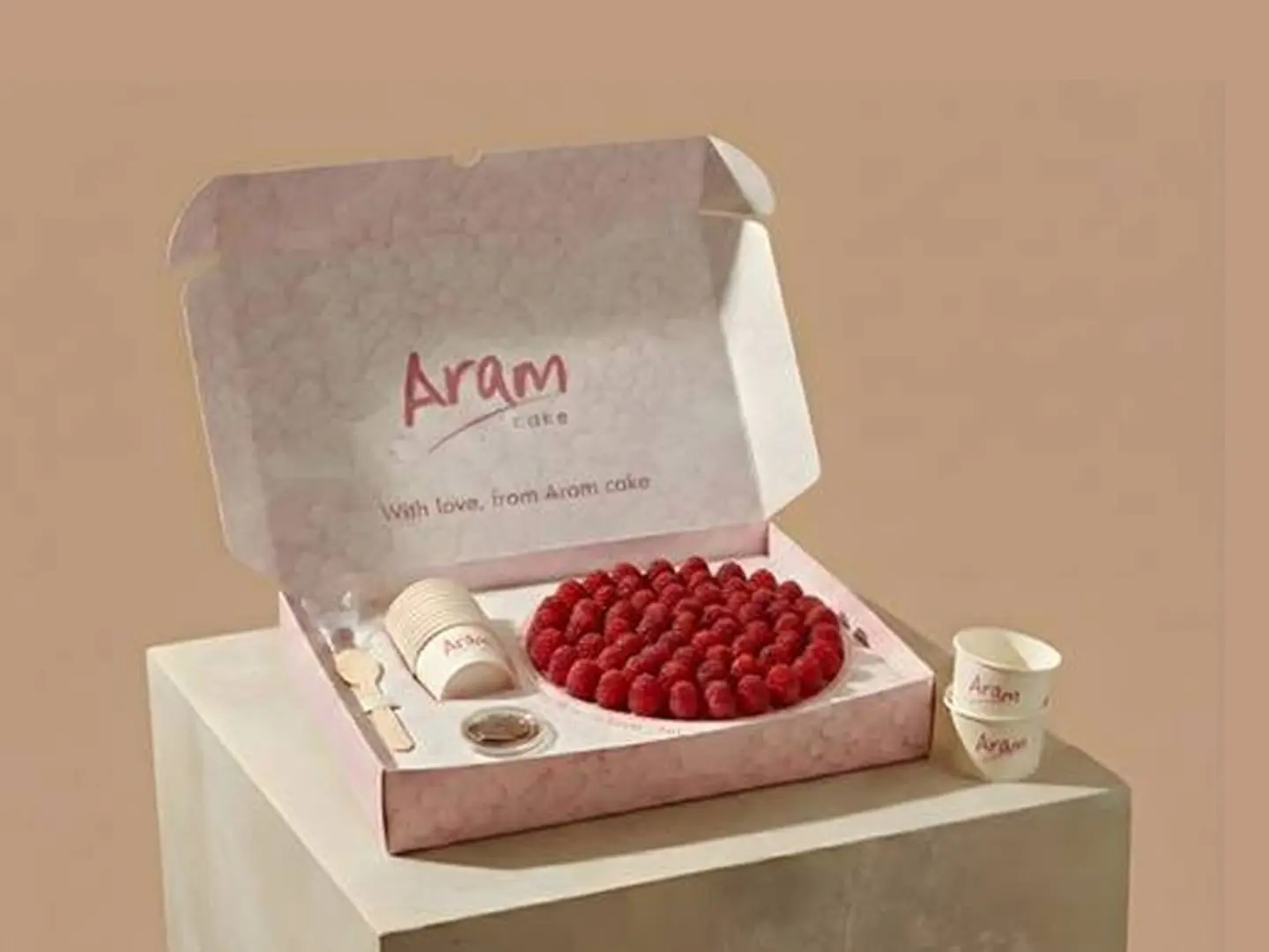 صينية تشيز كيك التوت الباردة