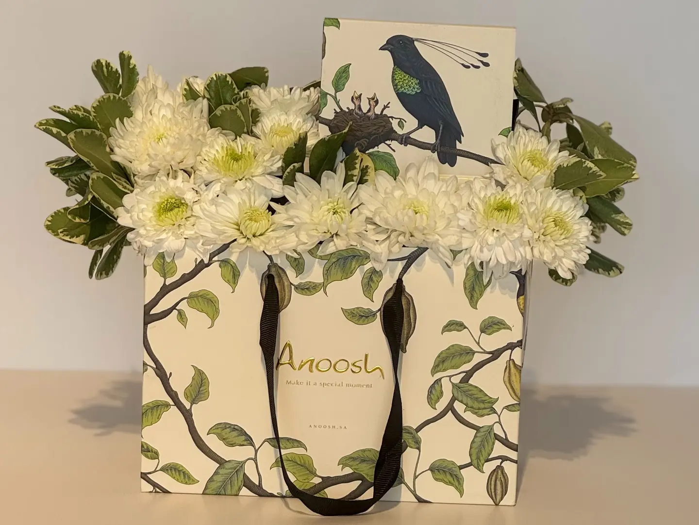 Anoush Chocolate With Roses