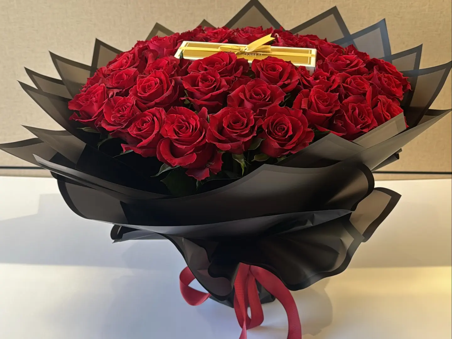 Red Rose Bouquet With Gardener's Chocolate