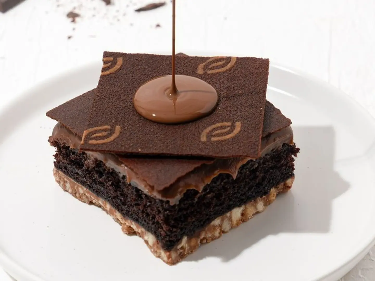 Crunchy Chocolate Cake