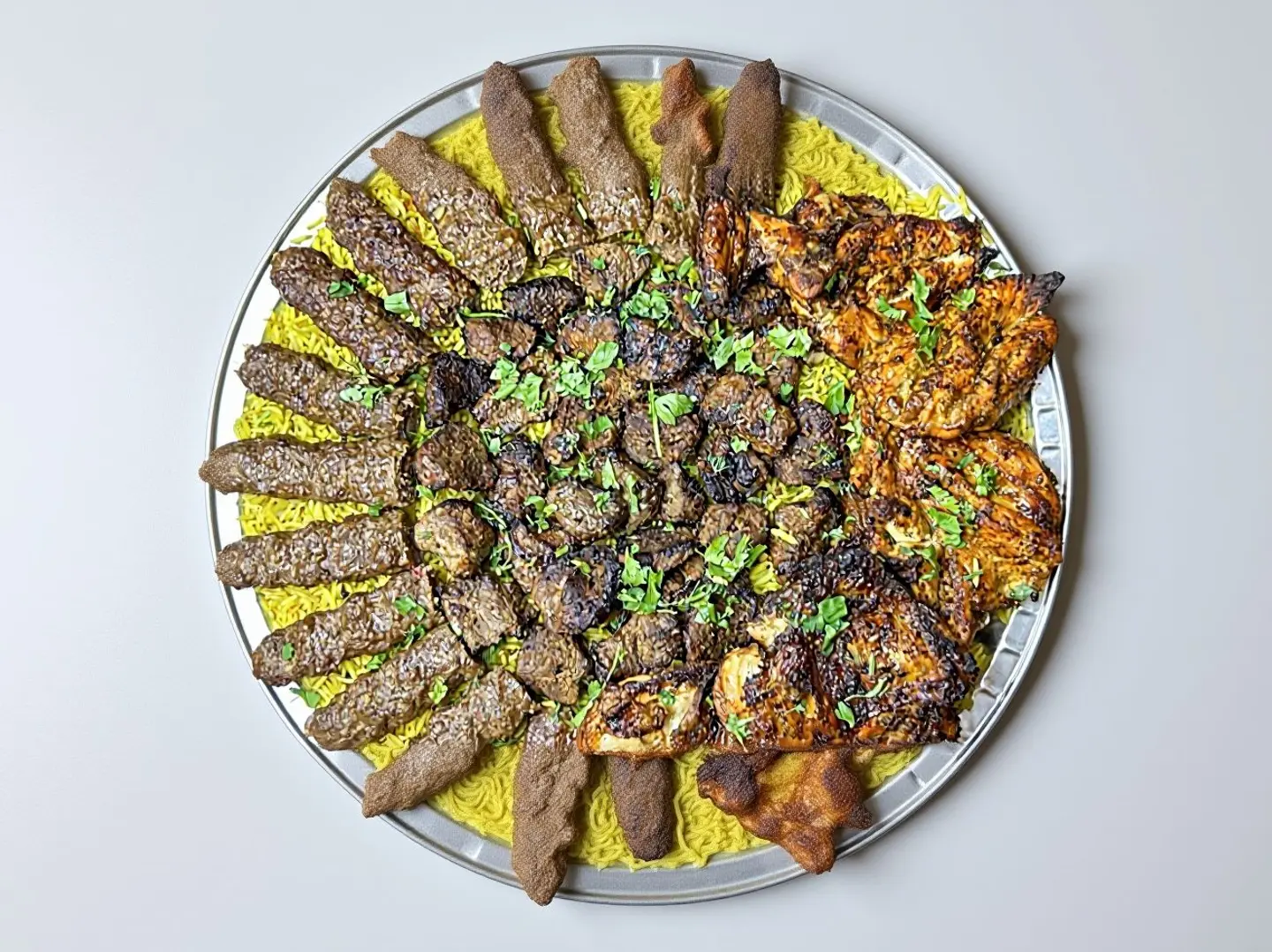 صينية العيلة