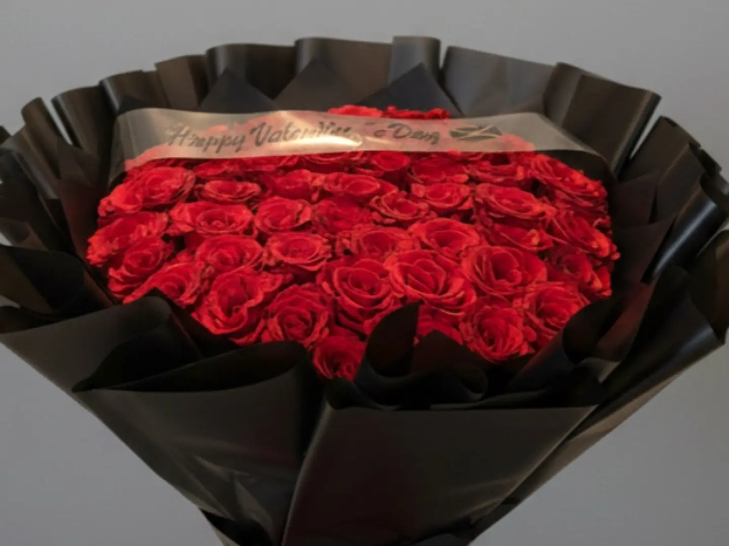 Happy Red Roses Bouquet
