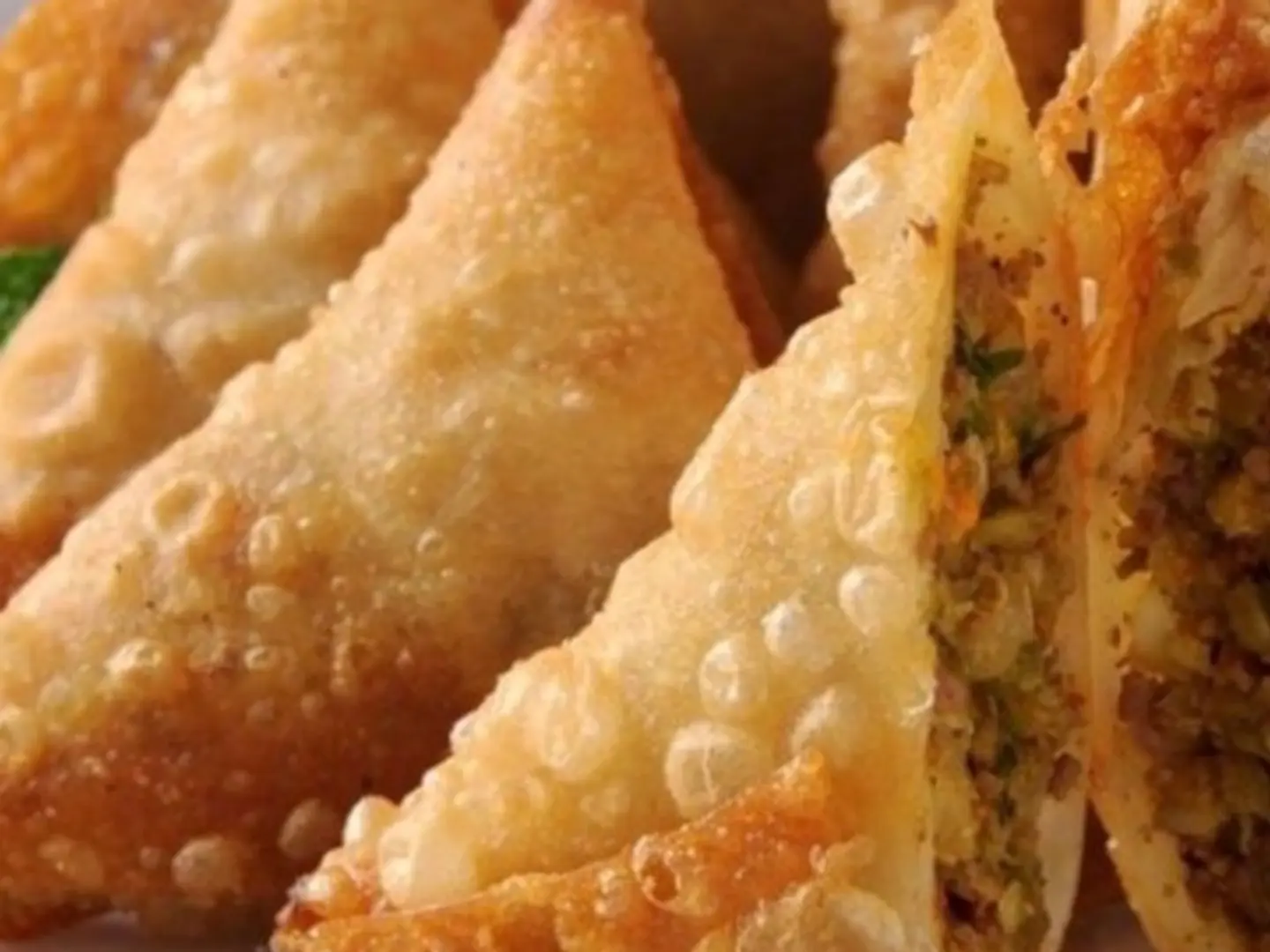 سمبوسه لحم مفروم