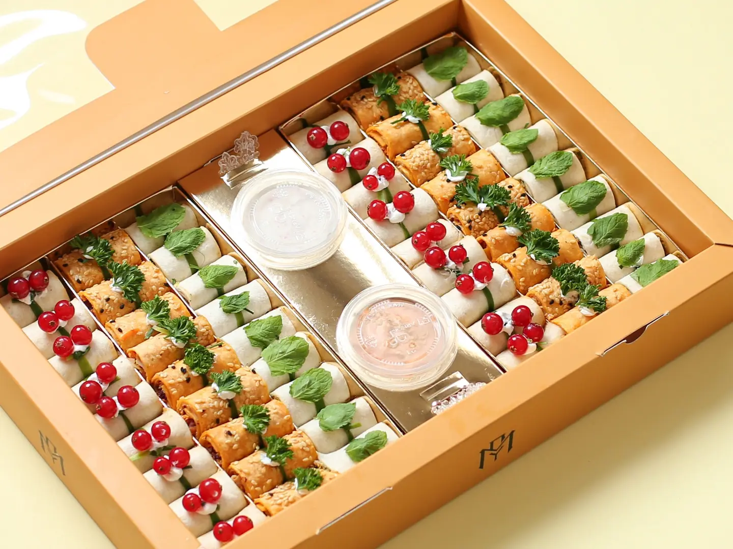 Mini Rolls Signature Box