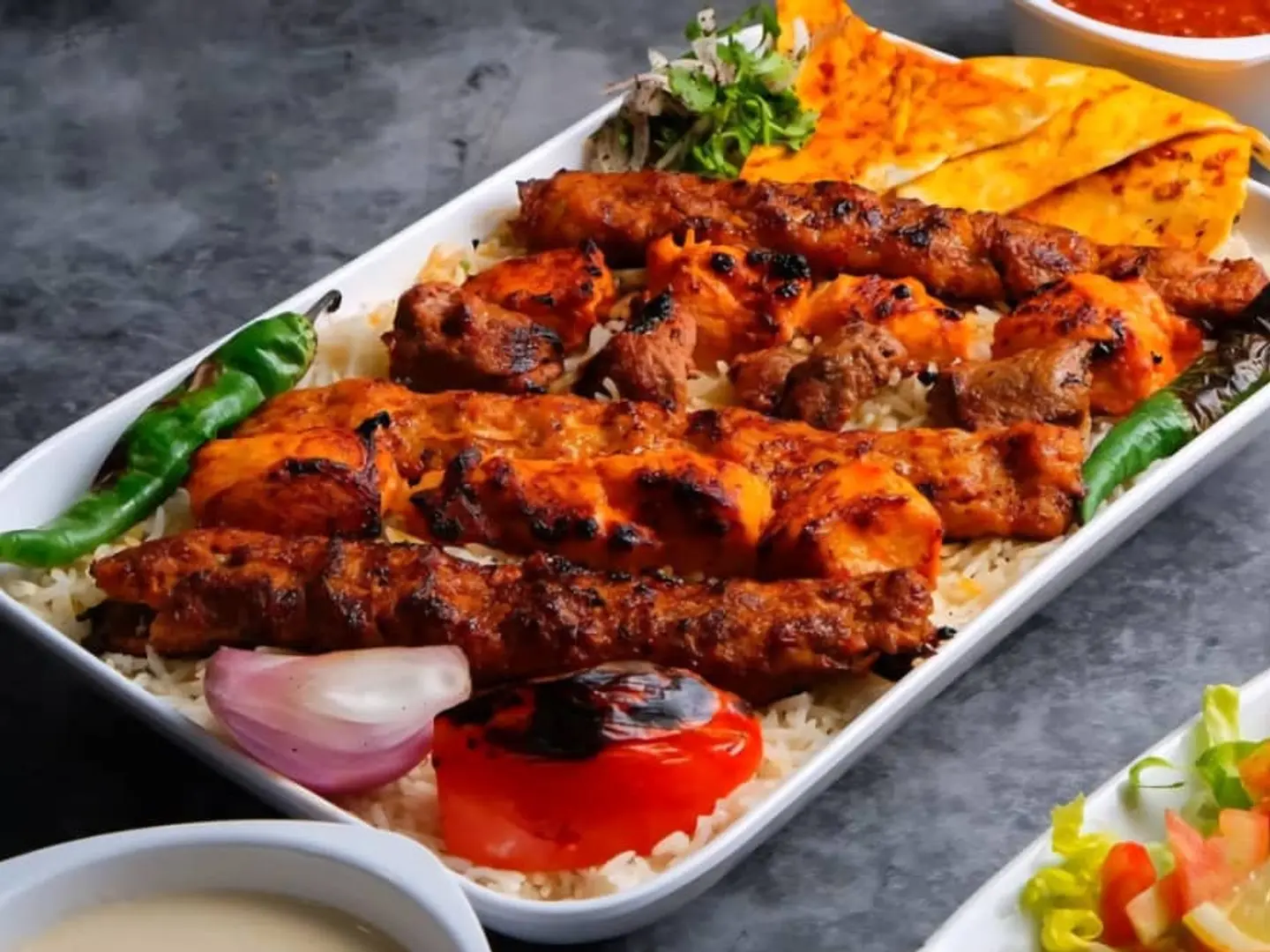 نفر شيش طاووق مع الرز