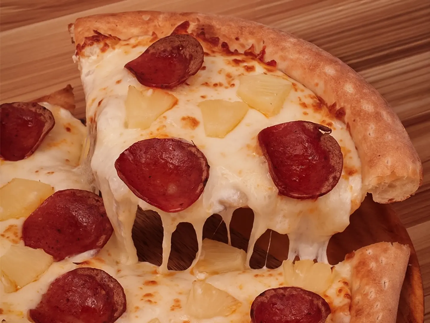 هاوايان بيتزا كبير