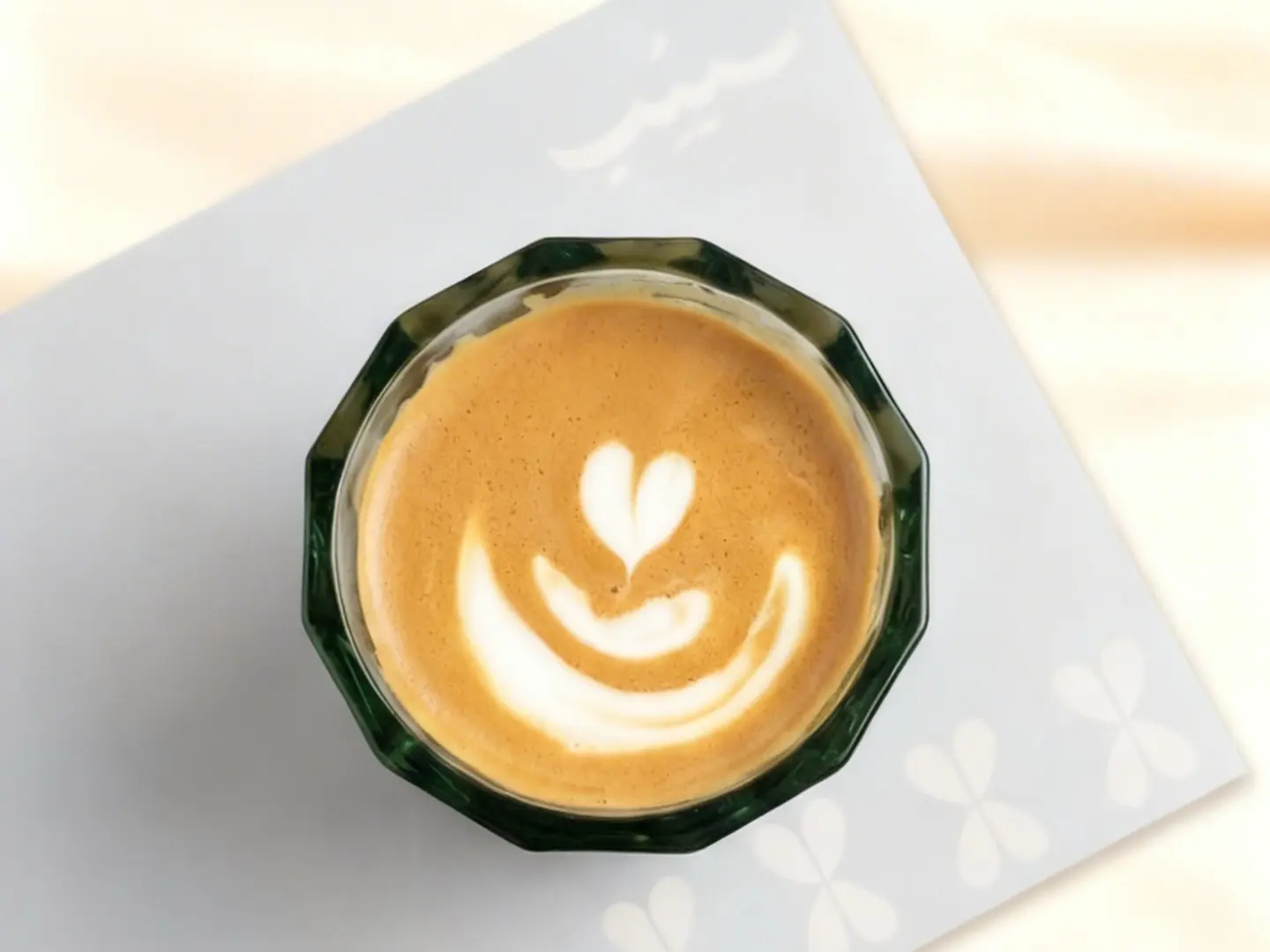 فلات وايت ساخن