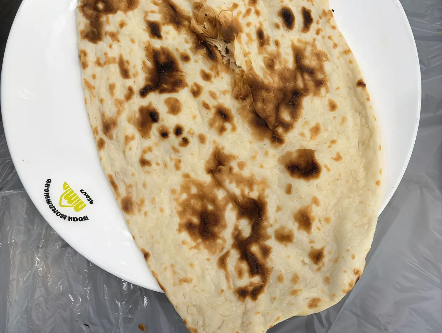 نان سادة مشوي بالتنور