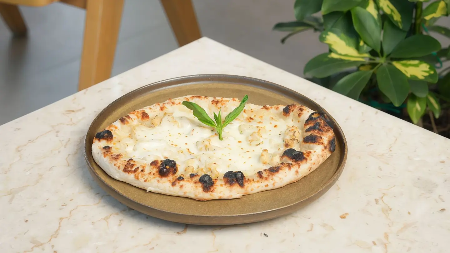 فطيرة نابولي اربع اجبان