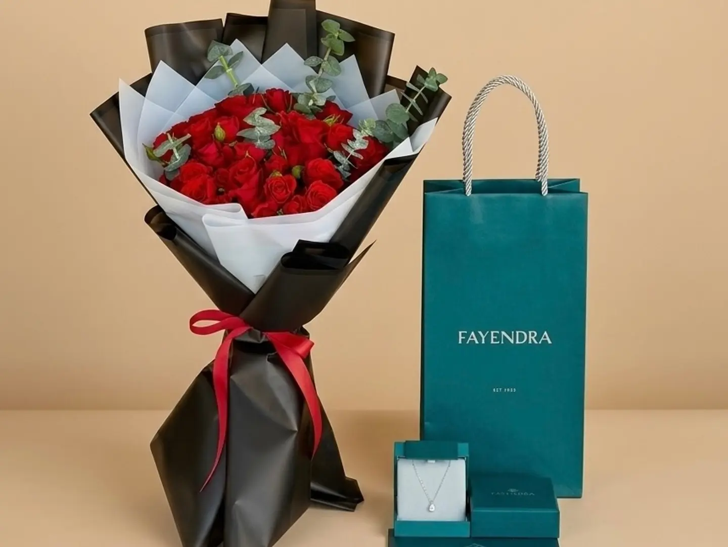 Elegant Faindra Necklace