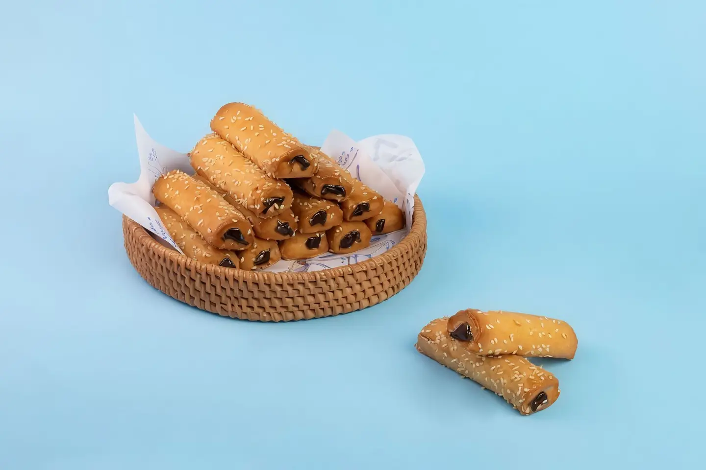 معمول اصابع سمسم علبة